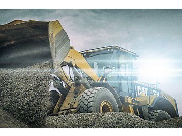 Caterpillars omsättning sjönk med 16 procent under tredje kvartalet.