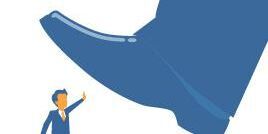 Länsstyrelsen trampar på oss