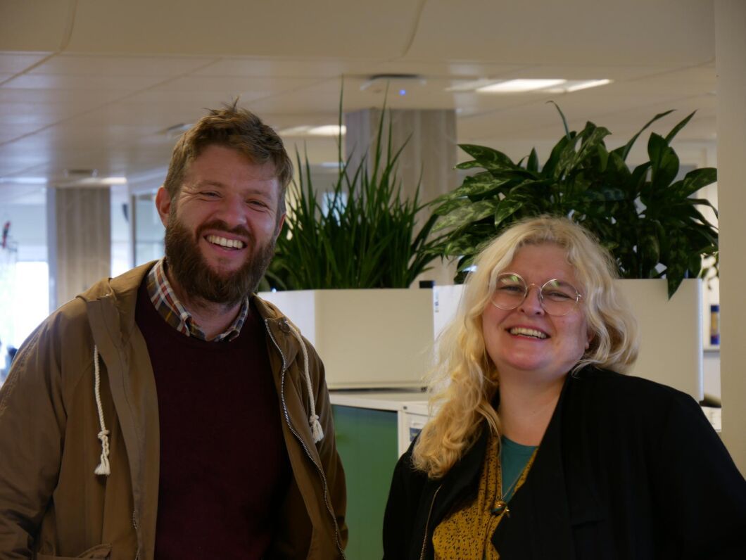 Oskar Schönning och Sara Johansson poddar om ständigt aktuella ämnen. Här nedan hittar du det senaste avsnittet.