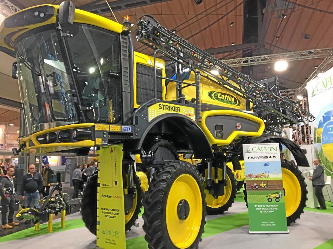 Självgående sprutor är fascinerande och rätt fräcka maskiner.