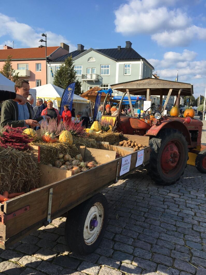 Försäljning på torget i Borgholm.