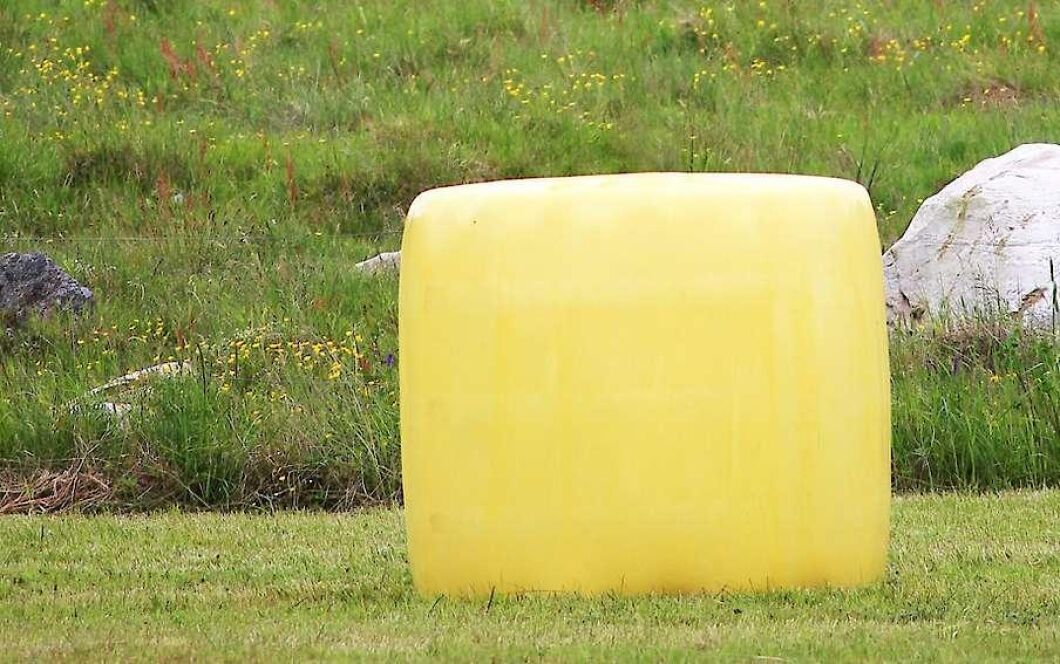 Den gula balplasten lanseras först i Australien och Nya Zeeland i höst.