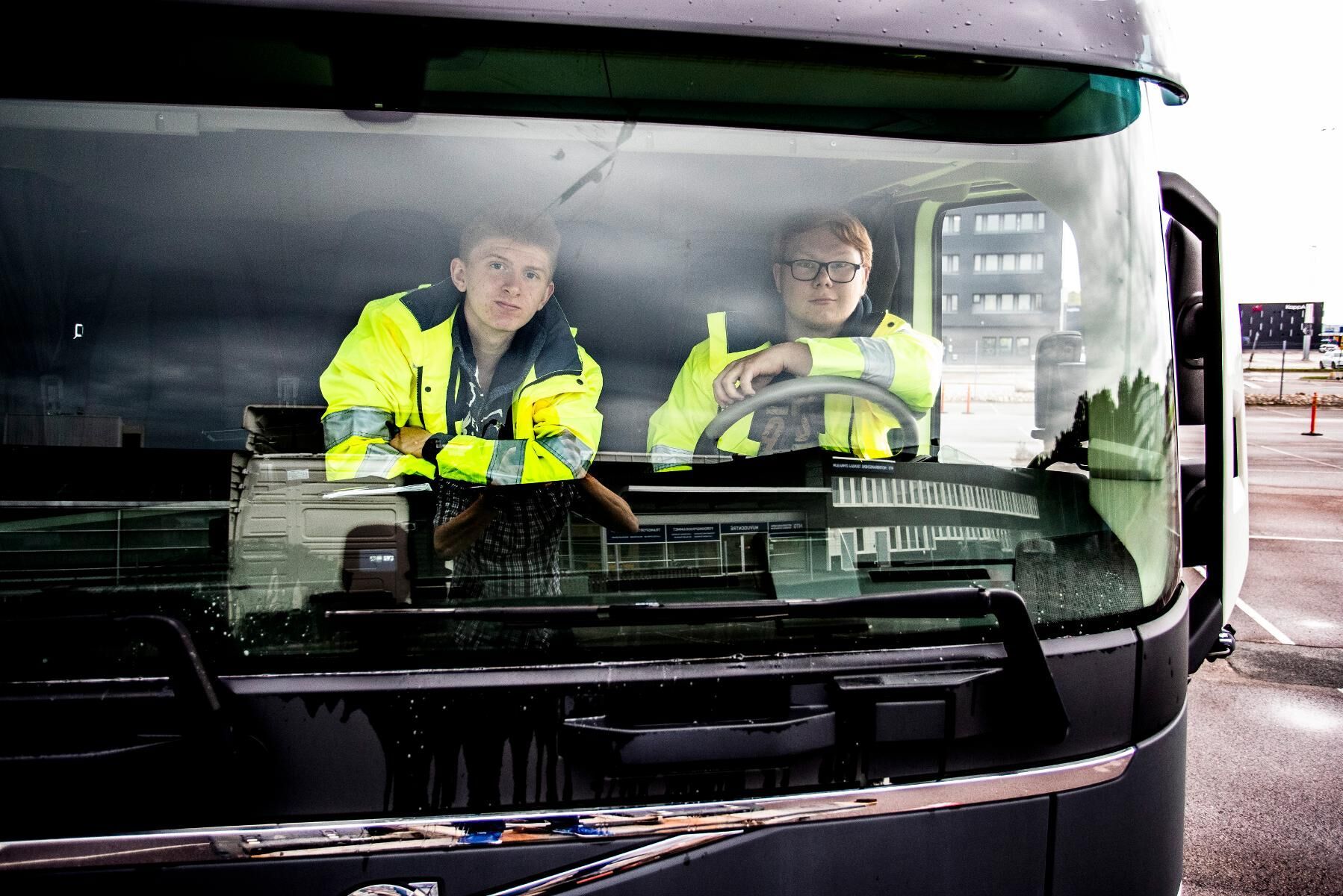 Efterfrågan på nya chaufförer ökar för fjärde året i rad, enligt en enkät från branschorganet Tya som besvarats av drygt 1 100 åkerier.