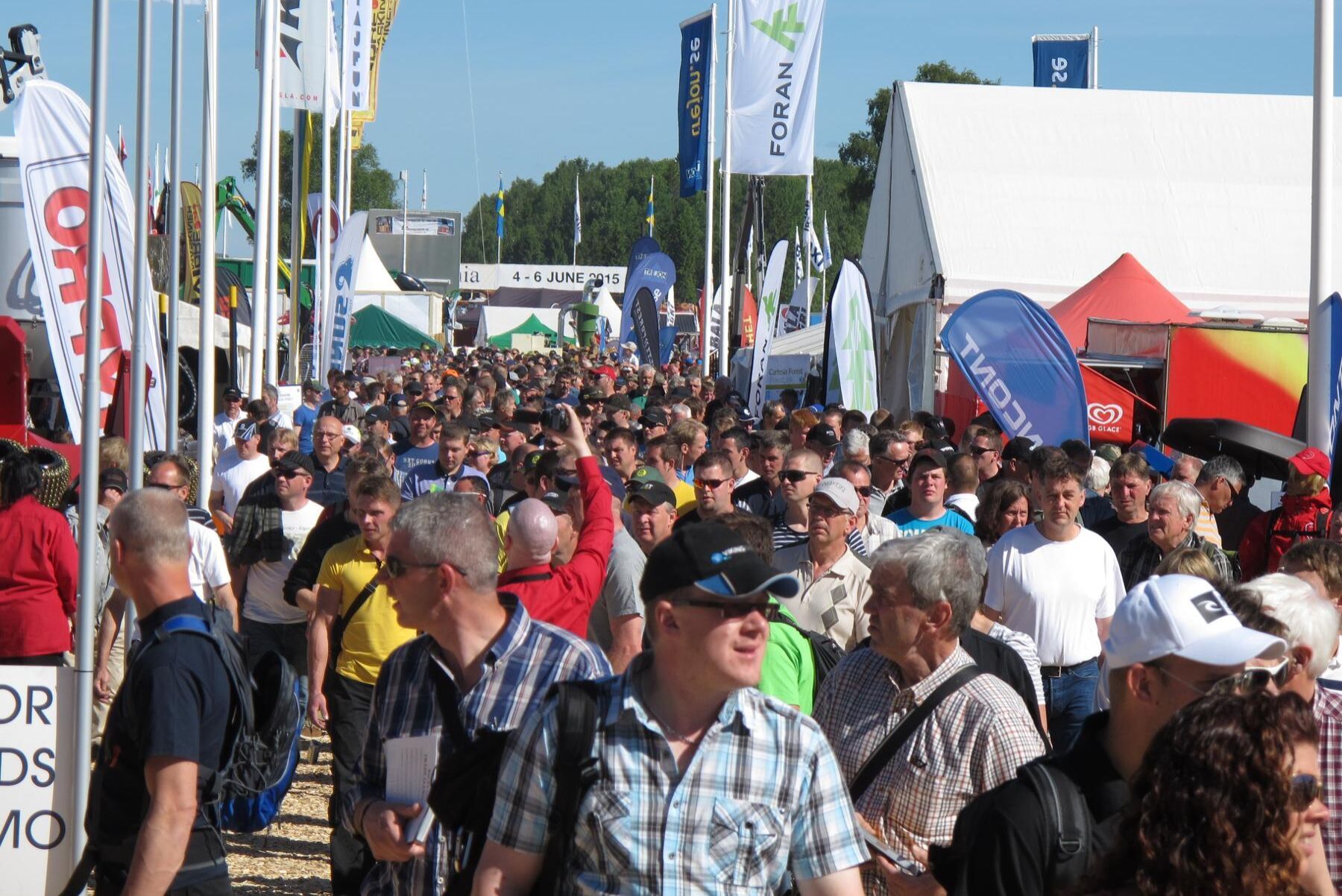 Elmia Wood flyttades först från 3-5 juni till 18-21 maj nästa år. På grund av pandemin flyttas den nu istället fram till 2-4 juni 2022.