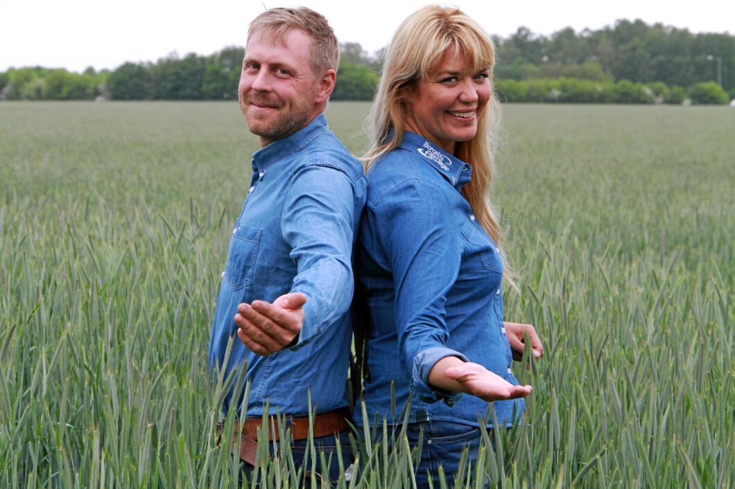 Andreas Mårtensson och Anna Larsen är ensamma på fältet i år.