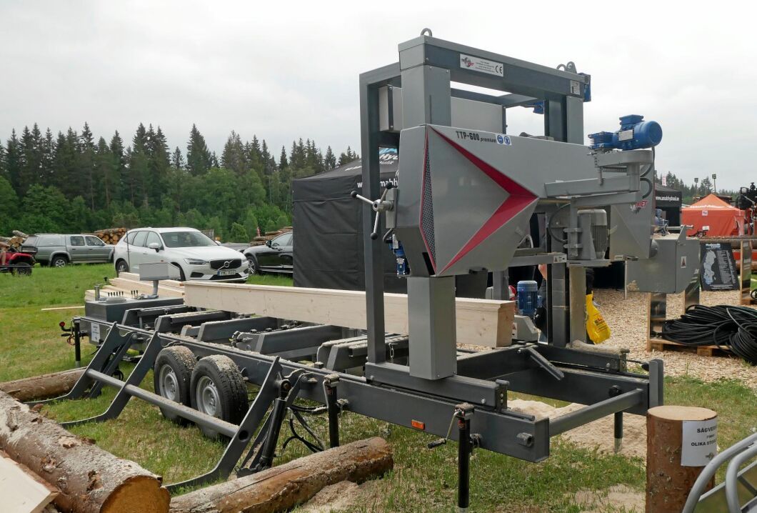 Bamsesågen visade det polska sågverket Trak-Met, som de nu säljer i Sverige. Här är modellen TTP 600 Premium monterat på en trailer.