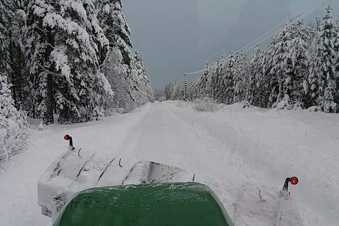I Gästrikland är det 80 cm snö i skogarna, enligt Niklas Hedblom.