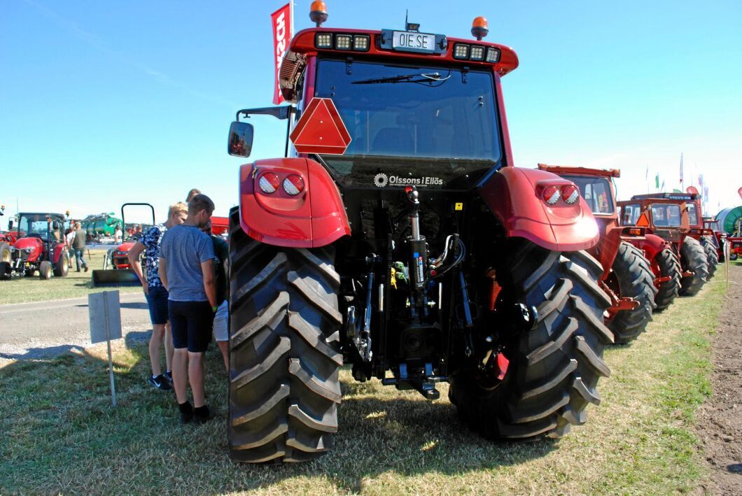 Sedan man började turnera med traktorn på mässor och träffar har ett behov av serietillverkning märkts.