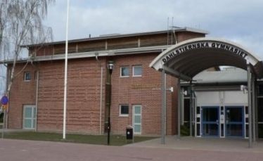 Lärlingsutbildning till bonde betyder ett par dagar på skolbänken på gymnasiet och resten av veckan ute på något av jordbruken.