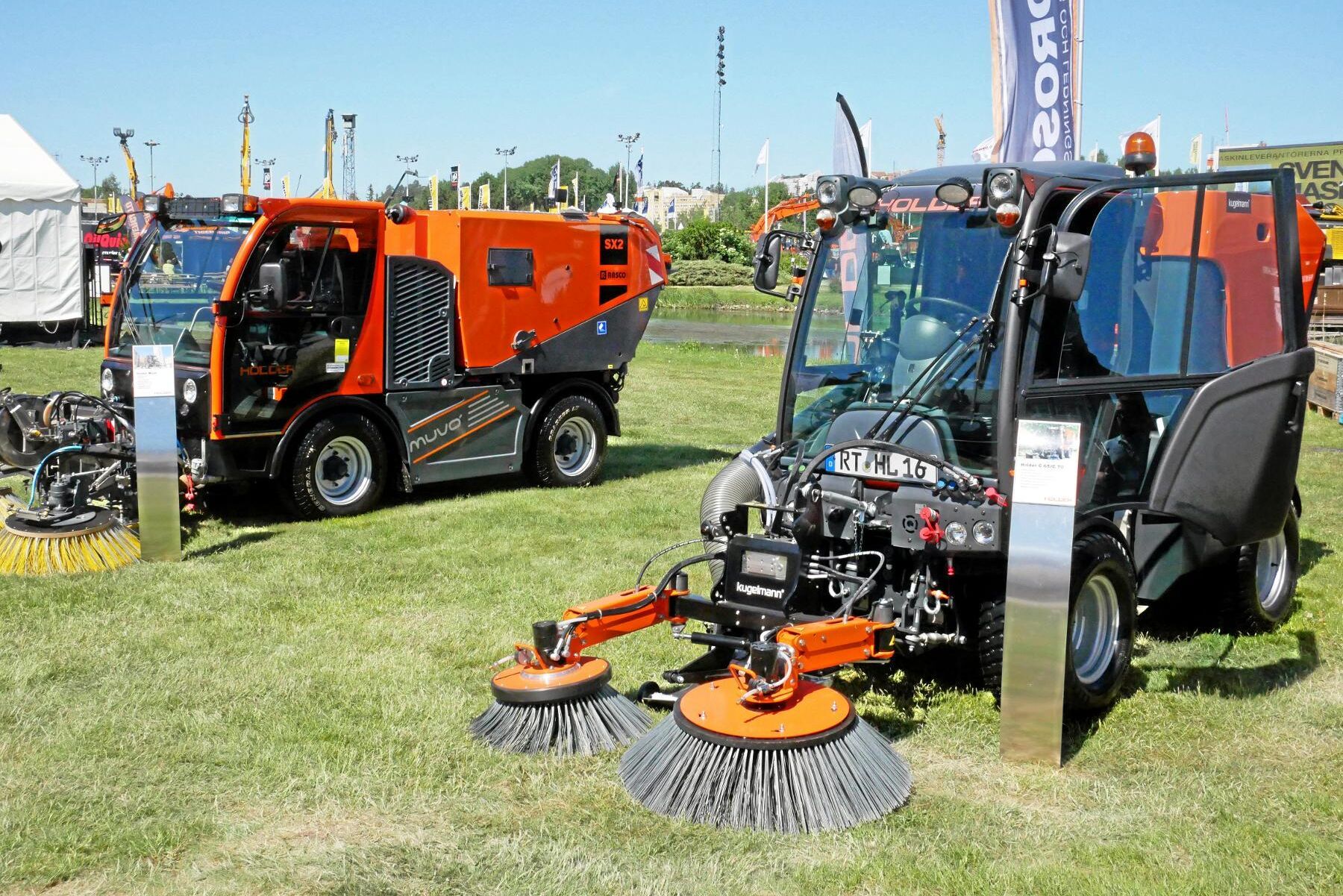 Holder C65/C 70 fanns även som gatusopare.