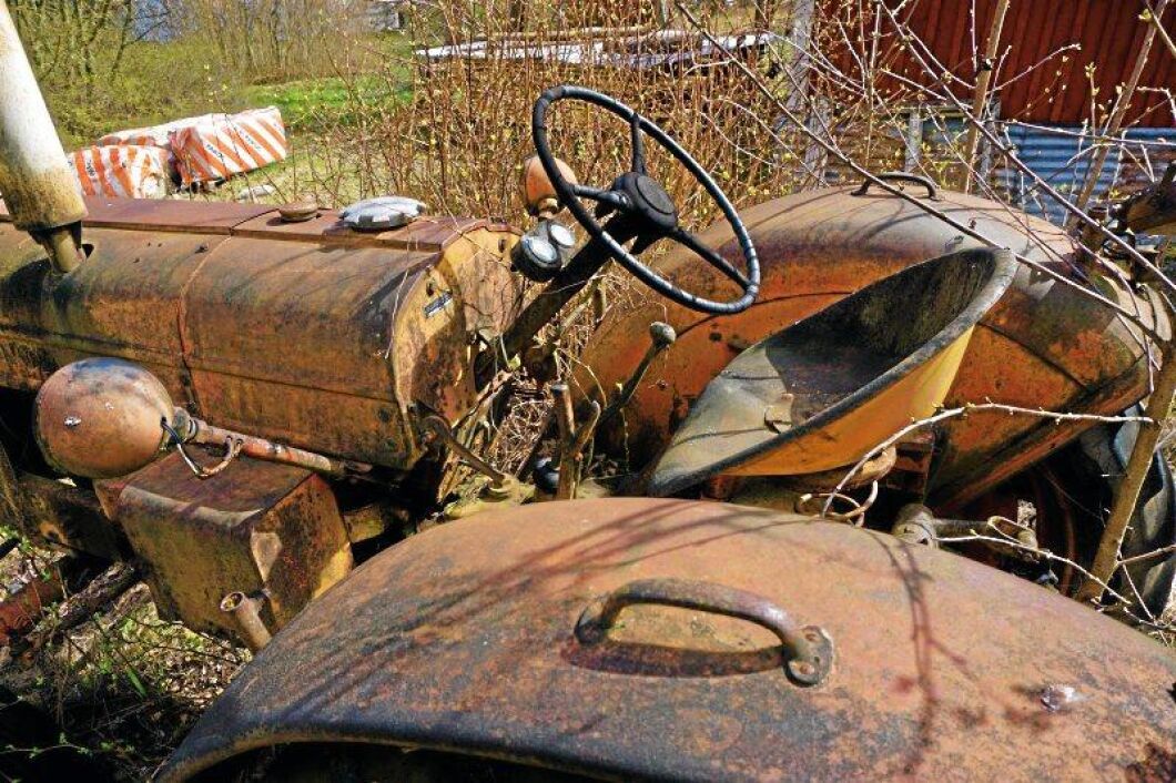 Obs. Detta är inte samma traktor som nämns i artikeln.