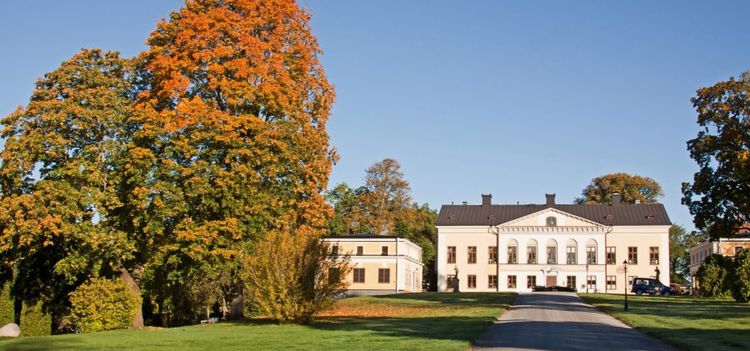 Rättegångssmäll för Taxinge gods