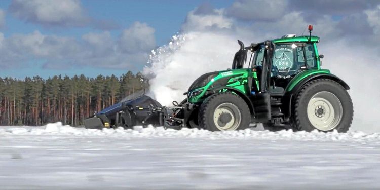 Obemannad Valtra slog hastighetsrekord