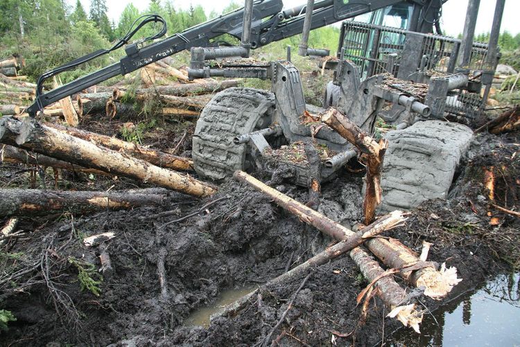 John Deere-skotare som fastnat.