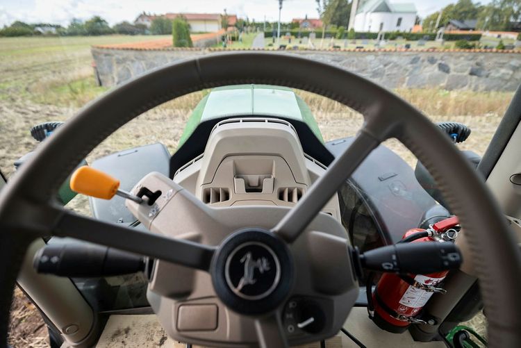 Traktor Ratt Traktortest John Deere 6R 165