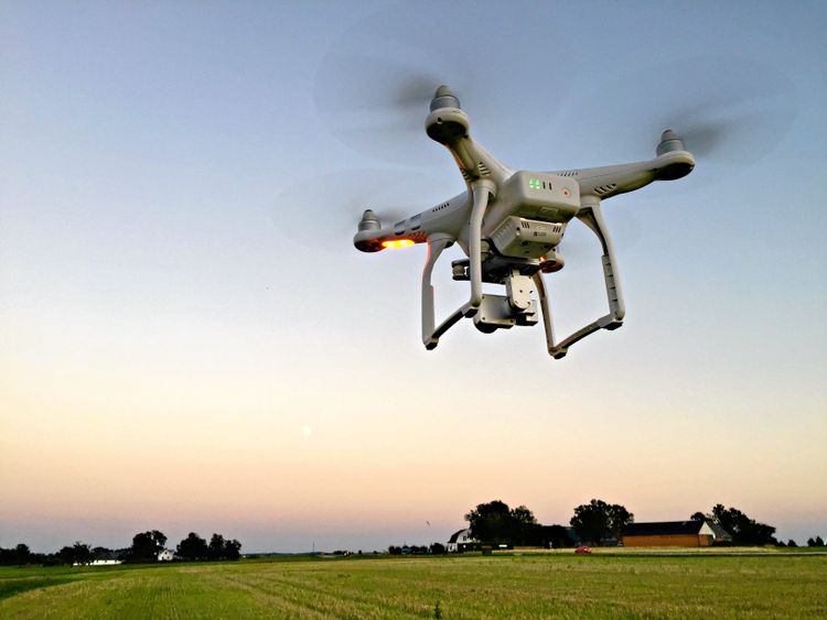 Bilder från drönare ska användas för att upptäcka utbrott av bladmögel så lantbrukarna kan bespruta i rätt tid.