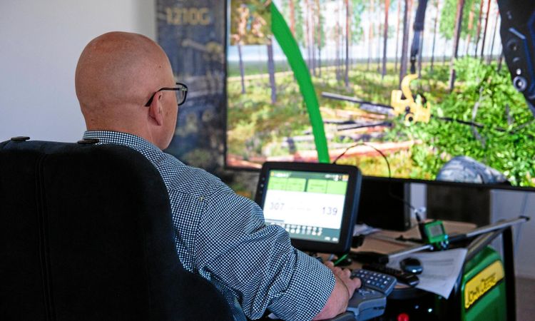 Från motorsåg till digitalteknik