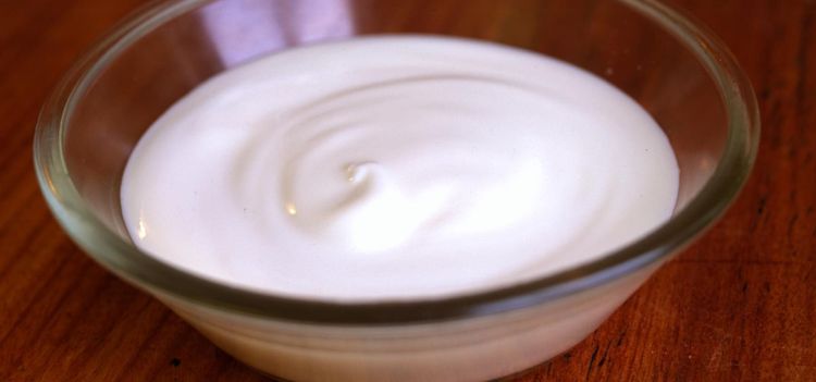 Danone säljer dotterbolag för miljardbelopp