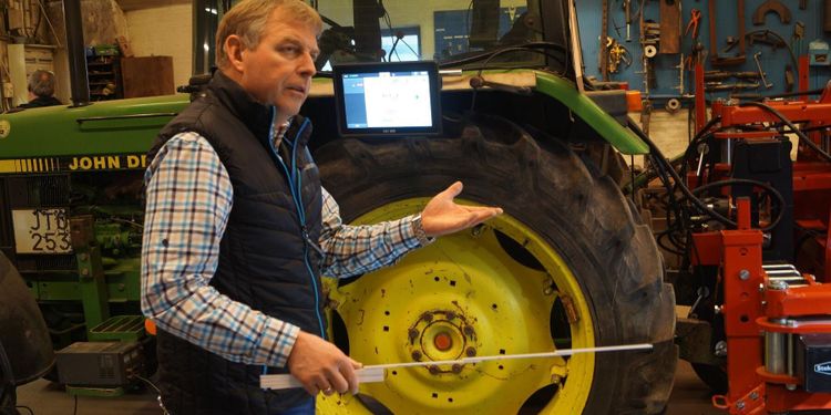 Även gamla hackor kan bli digitala med ny styrenhet