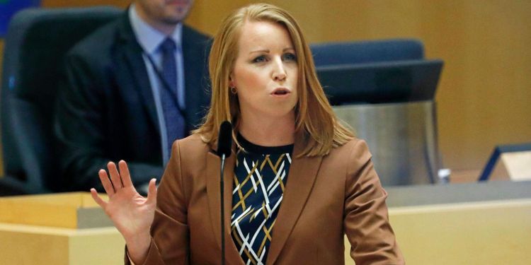 Hot mot lantbrukare togs upp i partiledardebatten