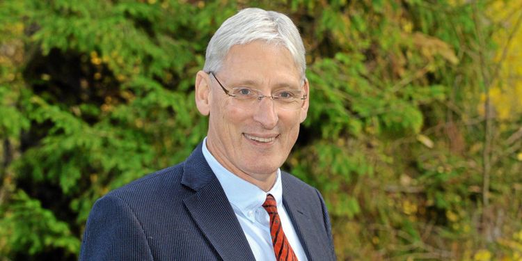 Nu lämnar han VD-posten