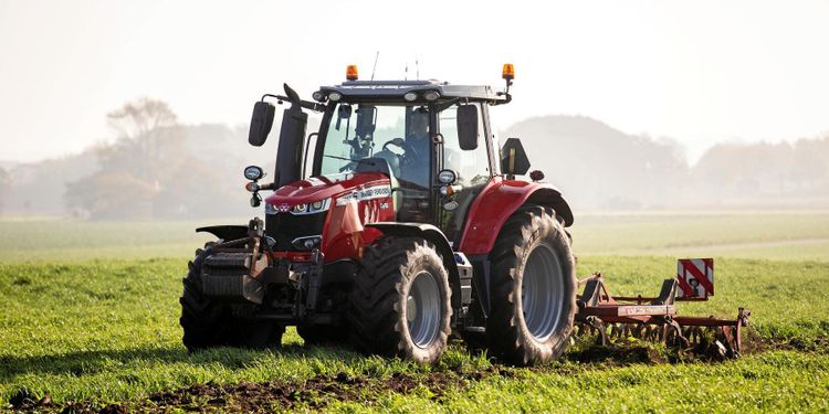 Ny statistik: Tronskifte på traktortoppen