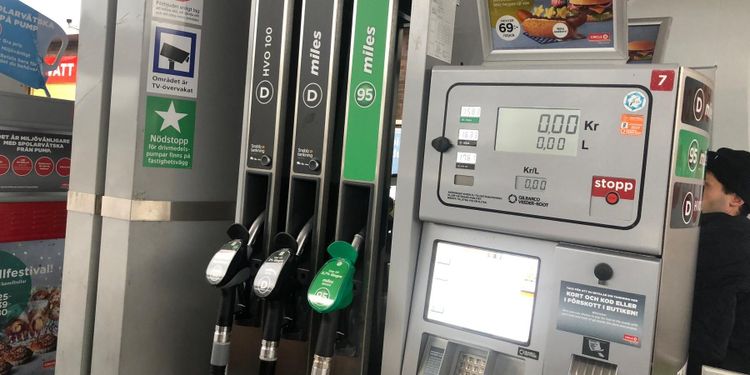 Lägsta priset på diesel på över ett år