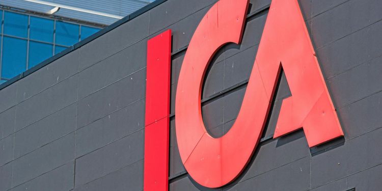 Ica tappar – men överträffar förväntningarna