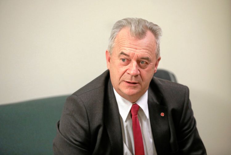 Nationella pengar till torkdrabbade bönder