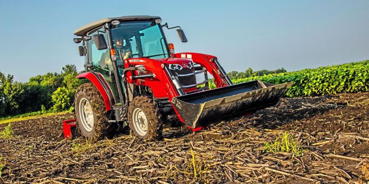 Traktormärkena som går framåt...