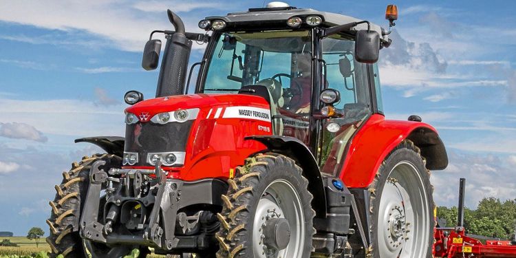 Handlarna tappar miljoner på traktorförsäljningen