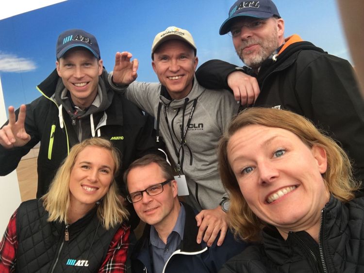 Delar av ATL TV-gänget på Elmia Wood. Överst från vänster, Marcus Palm, Peder Wahlberg, Ingemar Falk. Neders från vänster, Linda Grimstedt, David Larsson och Frida Jonson.