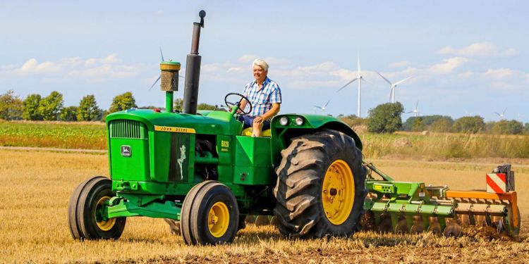 Han hittade drömtraktorn i Kanada