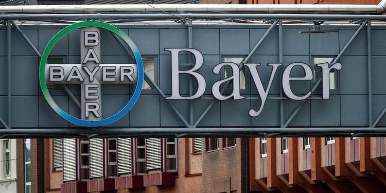 Bayer betalar 100 miljarder i förlikning