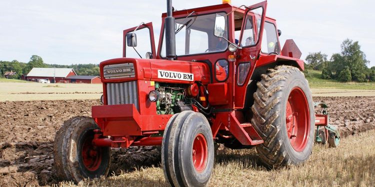 BM T-800 – skapade ett sug efter stora traktorer