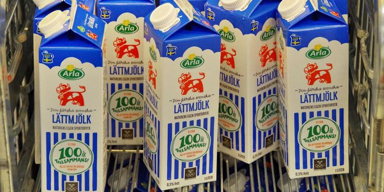 Arlas a contopris oförändrat i april