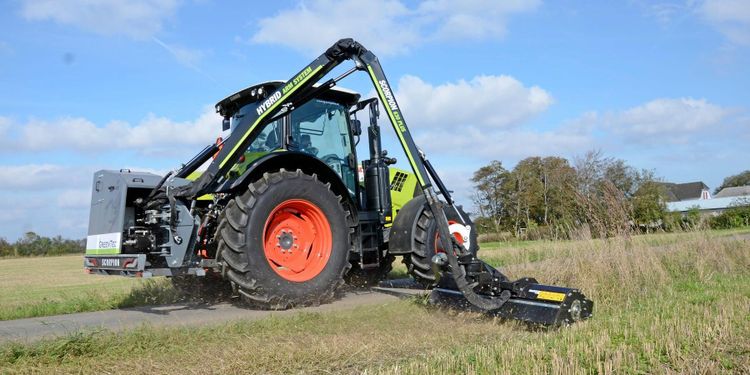 Stor flexibilitet med ny släntklippare