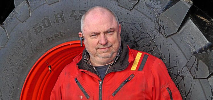 Han väntar på ett intensivt vårbruk