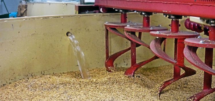 Småskaliga öl- och vintillverkare blir allt fler