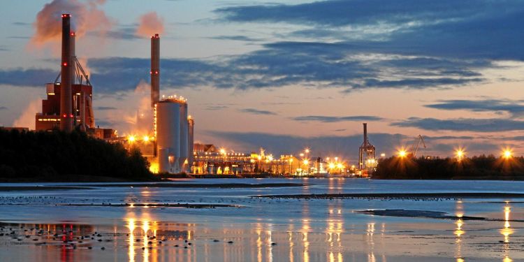 Ställer om från tryckpapper till kartong