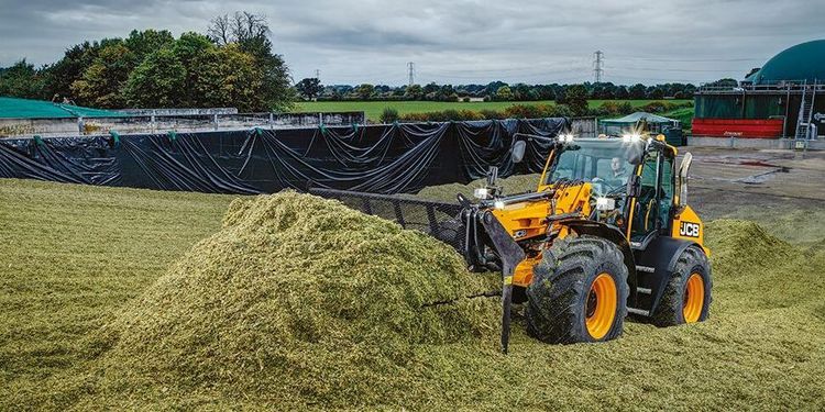 Nya JCB-modeller på väg till Sverige