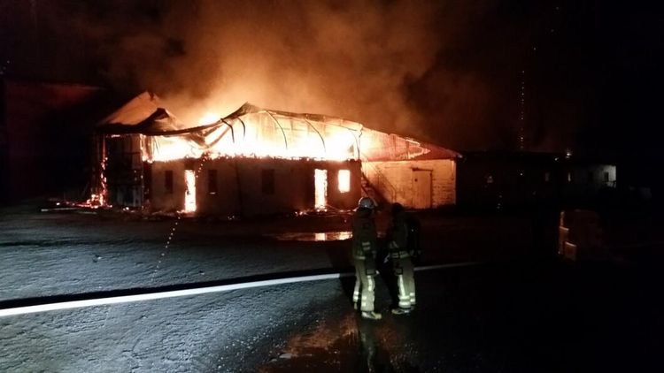 Ladugårdsbrand i Smålandsstenar