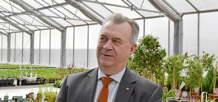 Indragna stödrätter blir riksdagsfråga