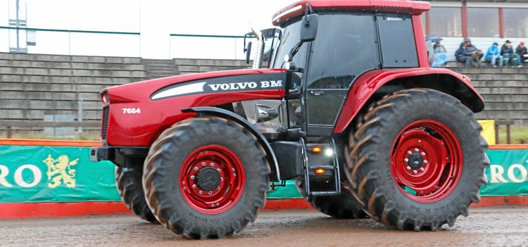 Modeller från Volvo BM stoppades