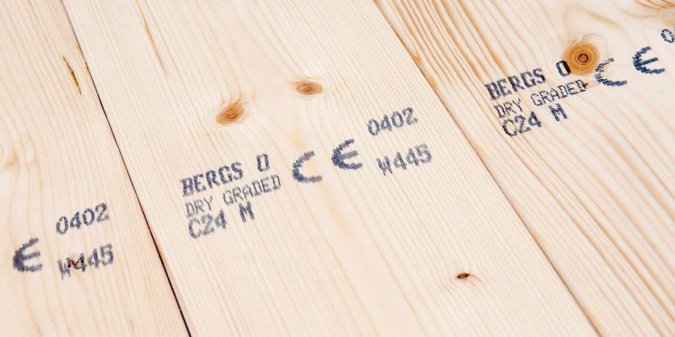 Mindre sågning och mer förädling för Bergs