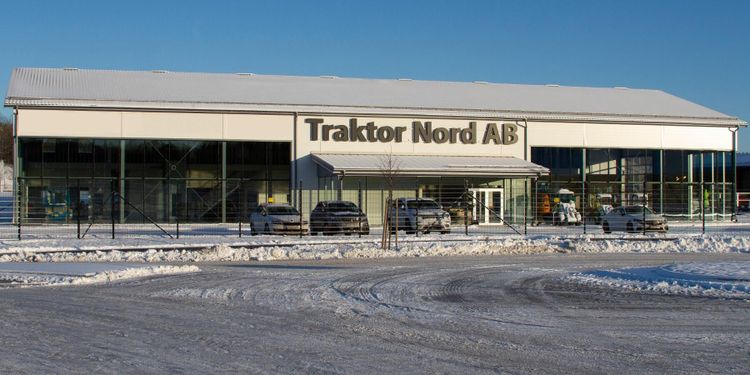 JCB-säljare öppnar ny anläggning