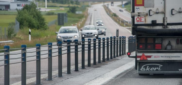 Kompakt motstånd mot nya vägslitageskatten