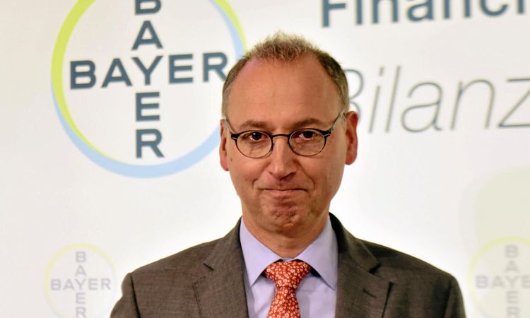 Bayer får skäll av aktieägarna