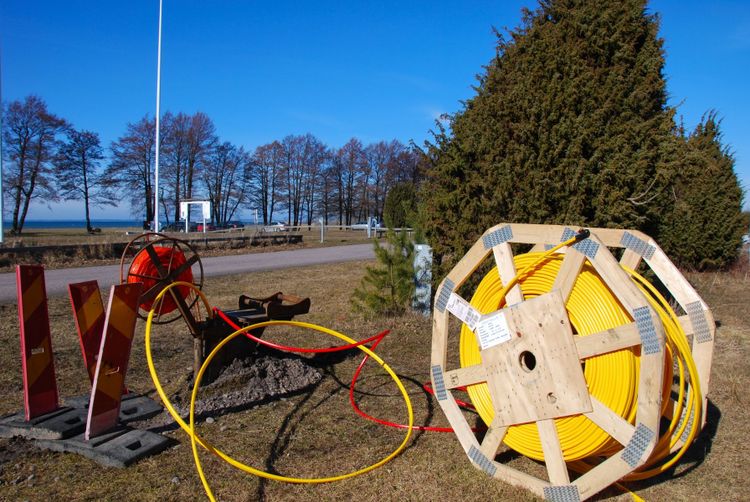 Det blir mer pengar till bredbandsutbyggnaden inom ramen för landsbygdsprogrammet från 2017 till 2020. Det står klart efter att regeringen omprioriterat.