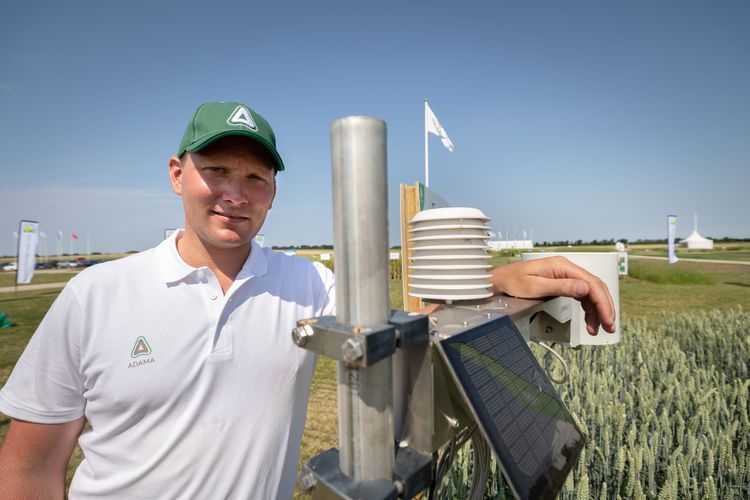 Rikard Larsson, Adama, på Borgeby fältdagar.
